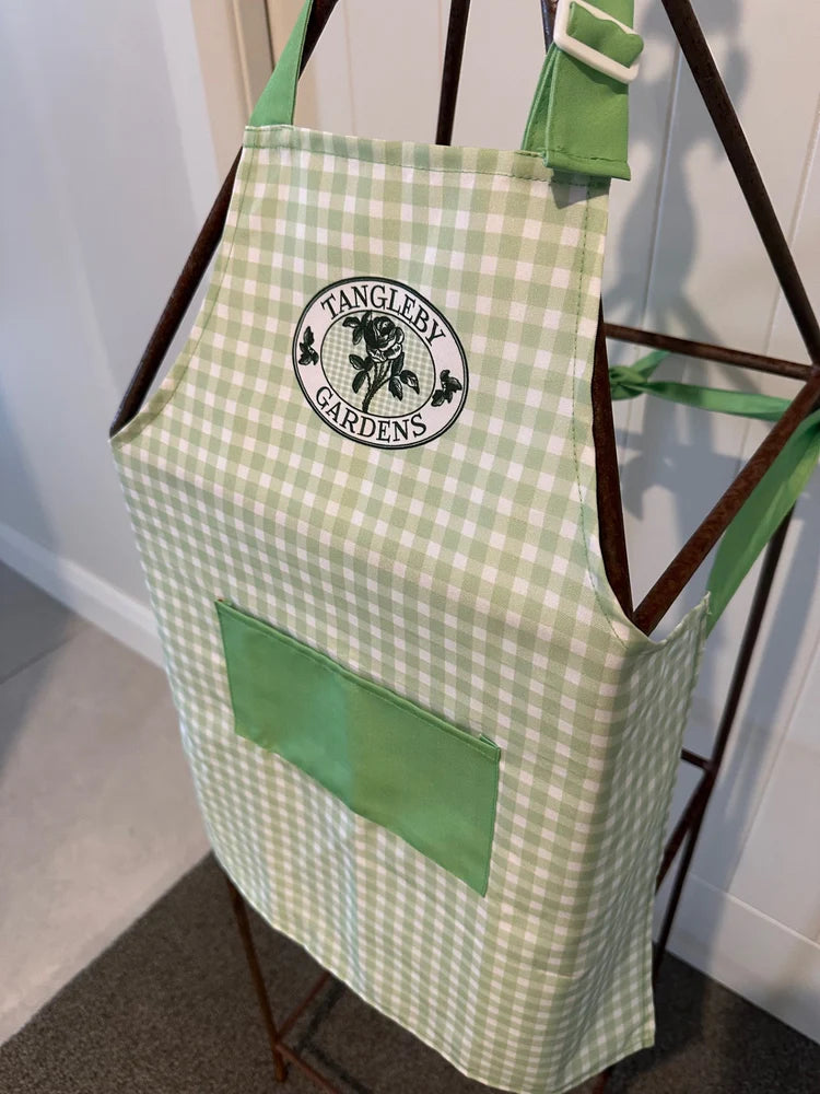 Tangleby Apron