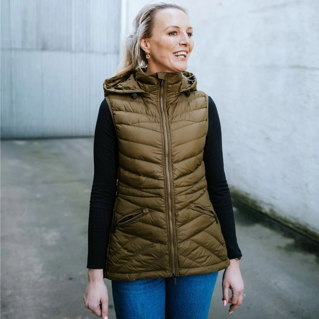 Mary Claire Women&#39;s Packable Down Vest || Loden