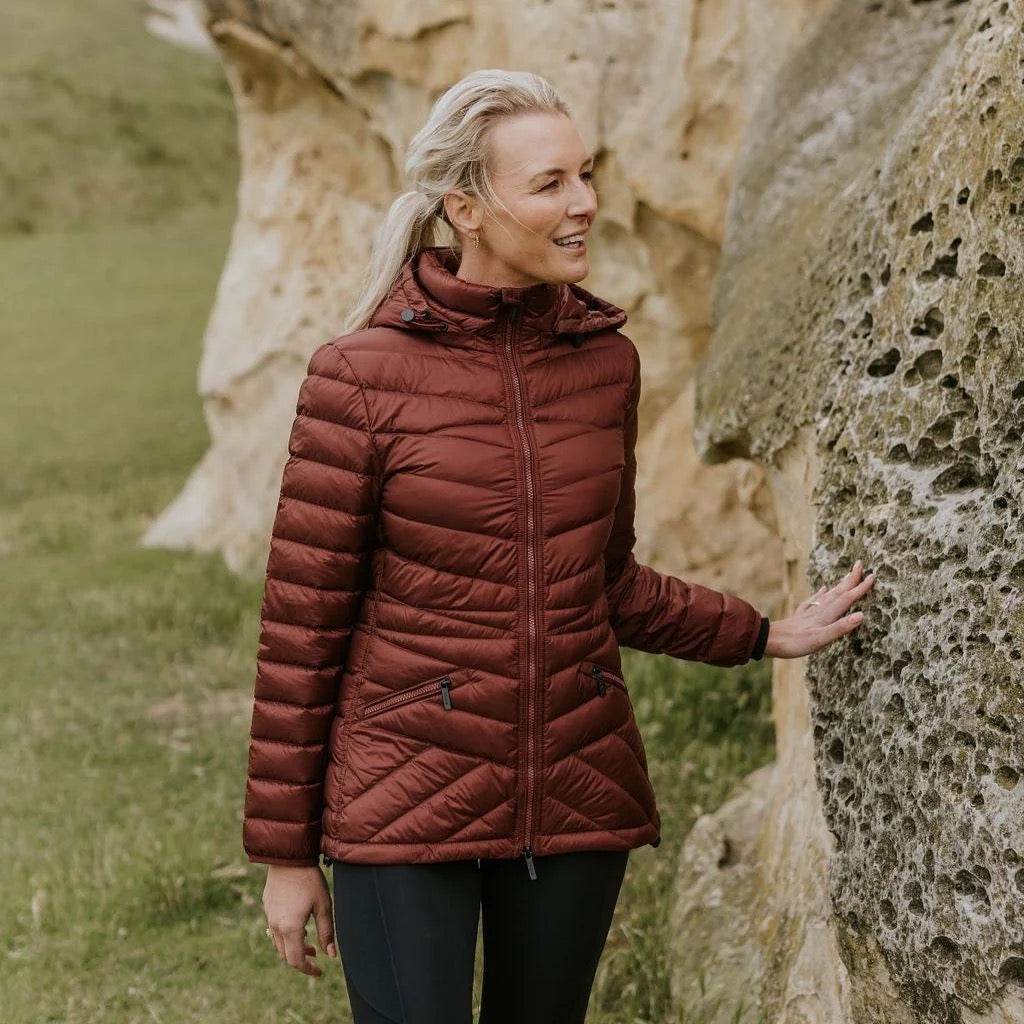 Cushla Women&#39;s Packable Down Jacket || Cabernet