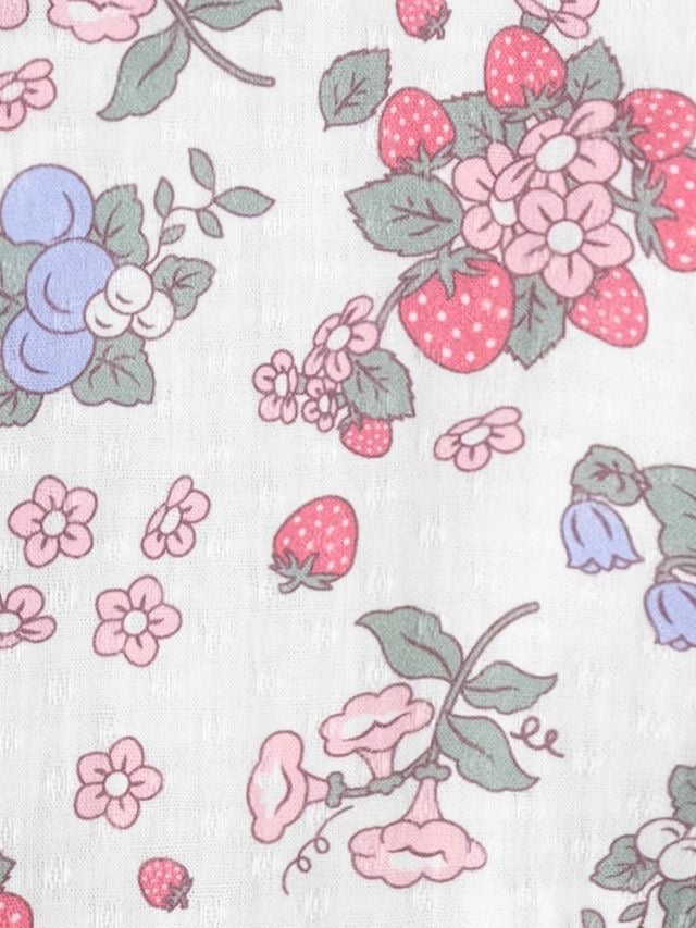 Strawberry Garden Tiered Smocked Dress || Cream