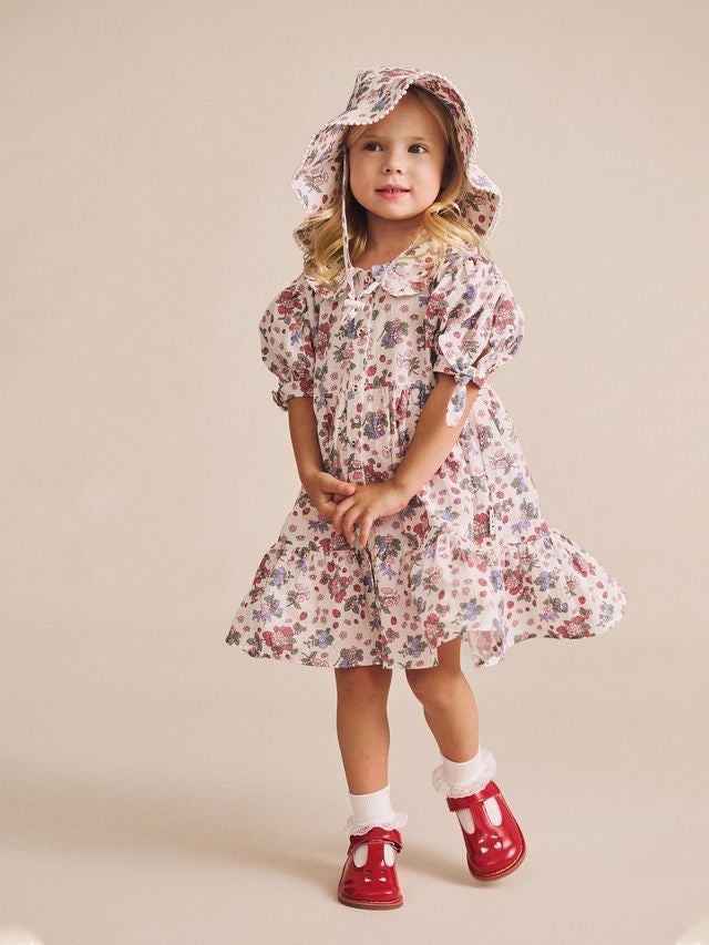 Strawberry Garden Tiered Smocked Dress || Cream