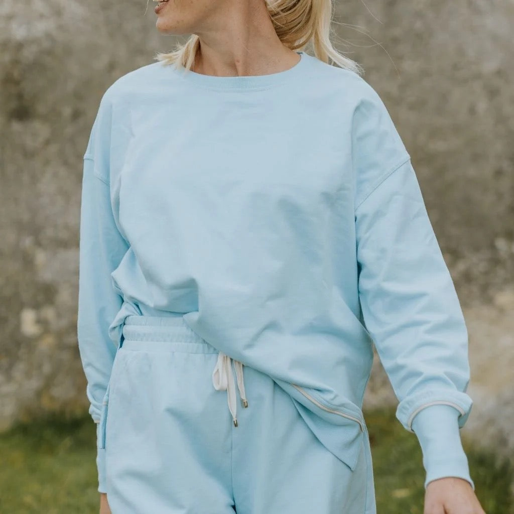 Suzy - Women&#39;s French Terry Crew || Ice Blue