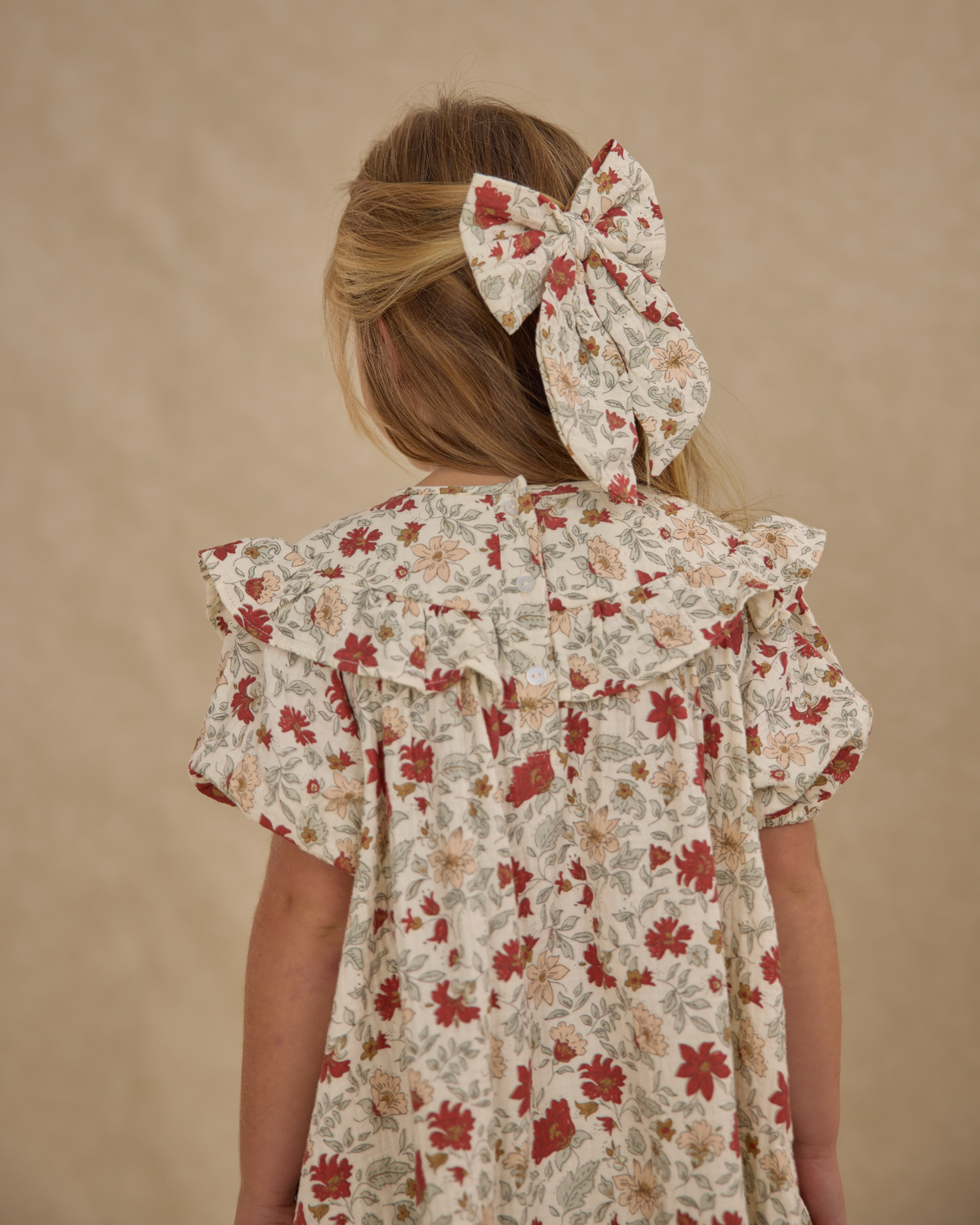 Oversized Bow || Holiday Floral