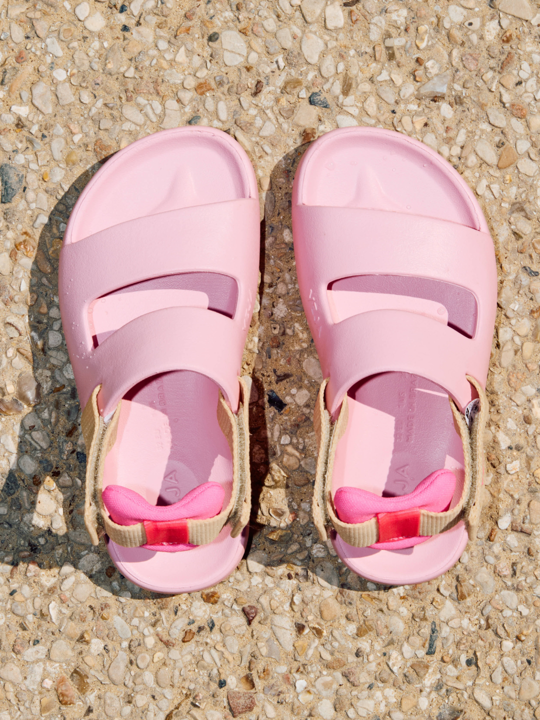 VEJA Mini Etna E.V.A Sandal || Guimauve
