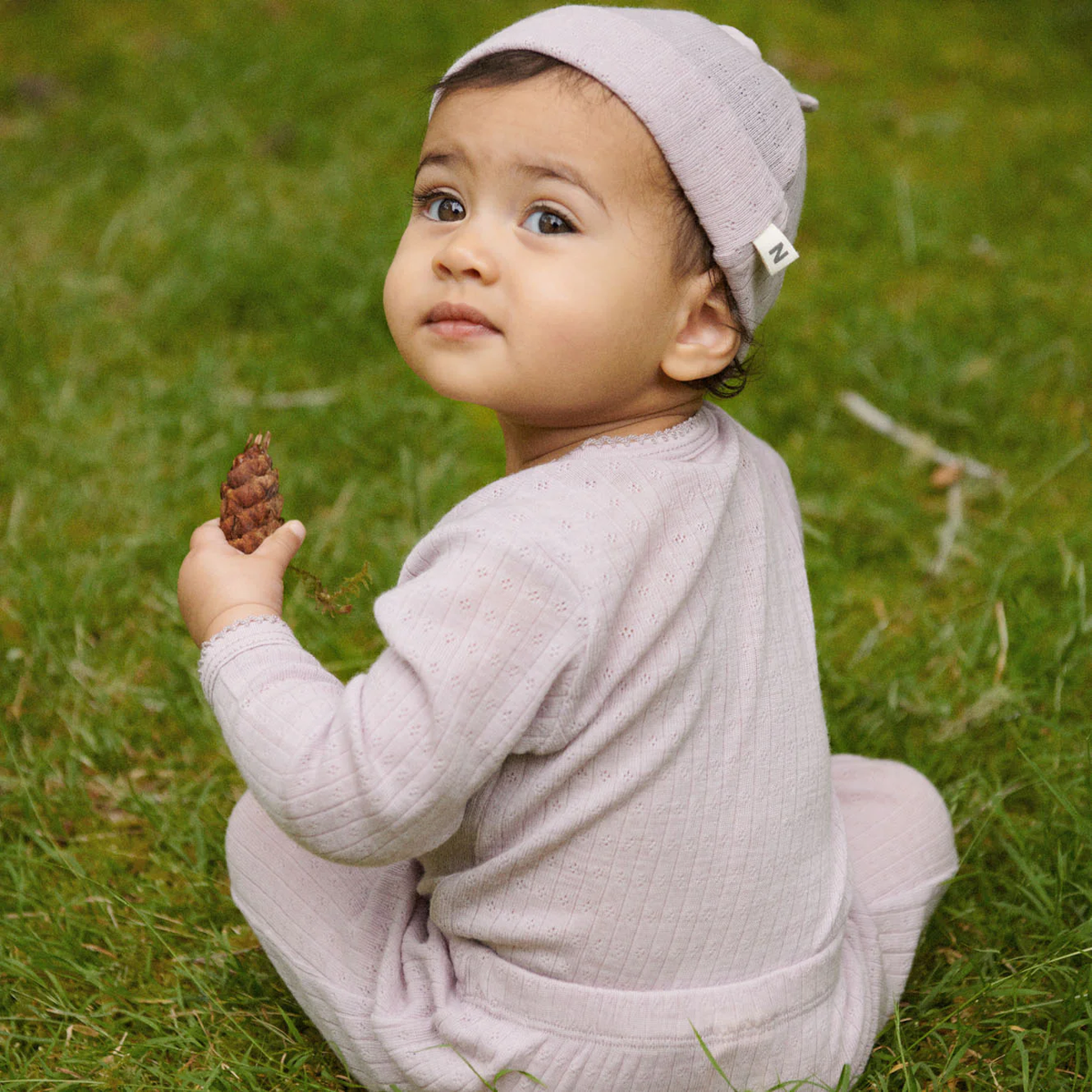 Merino Essentials Long Sleeve Bodysuit || Lilac