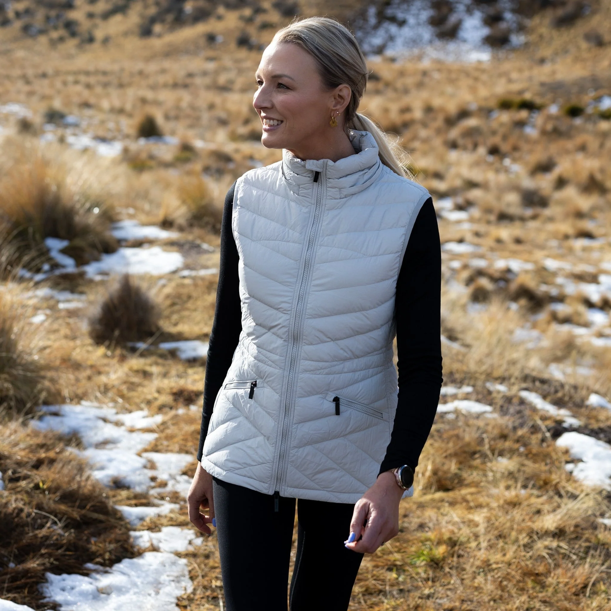 Mary Claire - Women's 90/10 Packable Down Vest || Silver