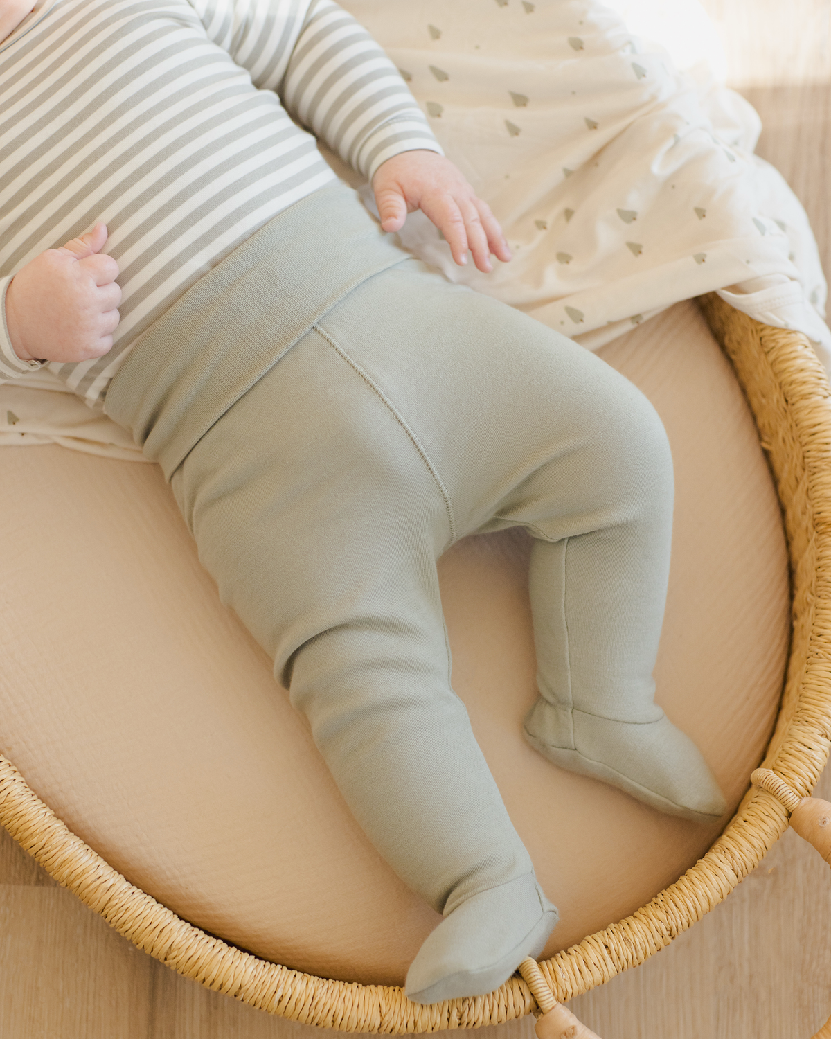 Side Snap Bodysuit + Pant Set || Fern Stripe