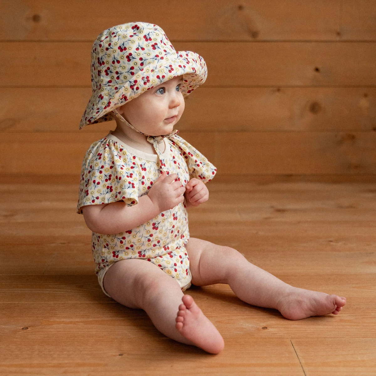 Holiday Sunhat || Kitchen Garden Print