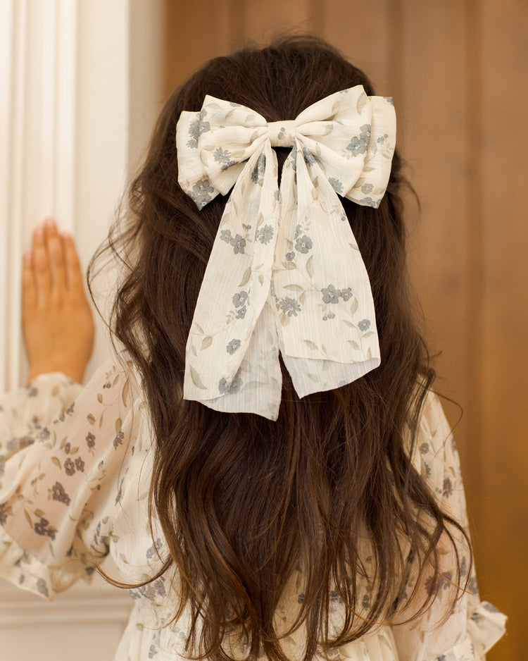 Alice Bow || Winter Vines