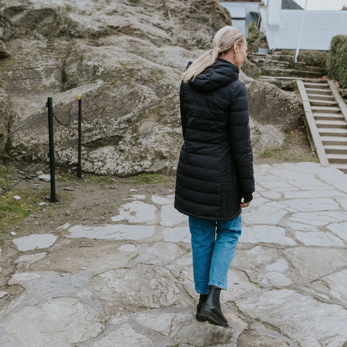 Sydney - Women's 90/10 Packable Down Coat || Black