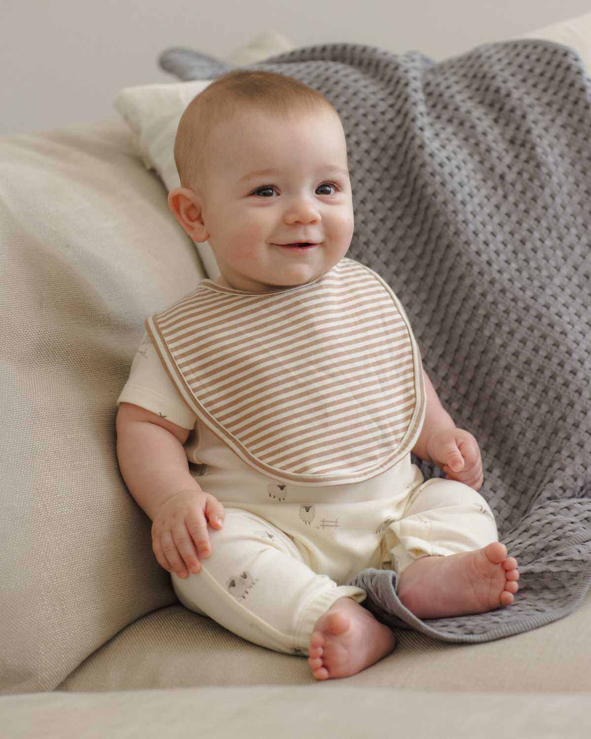Jersey Snap Bib 2 Pack || Bunnies/Almond Stripe
