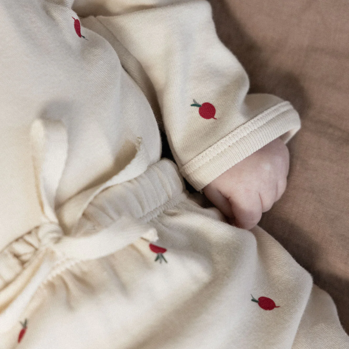 Footed Romper || Radish Print