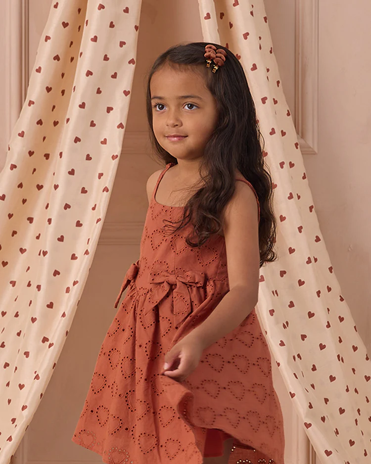 Velvet Heart Clips || Red