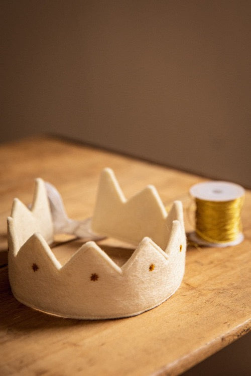 Kumari Crown || Small