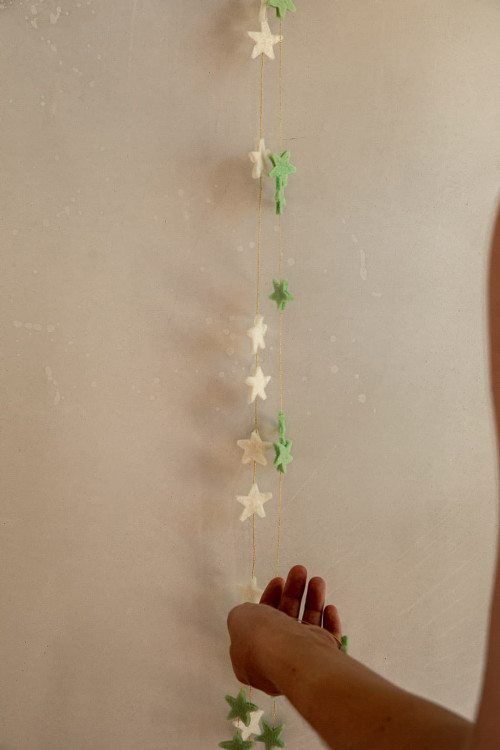Stars Malla Garland