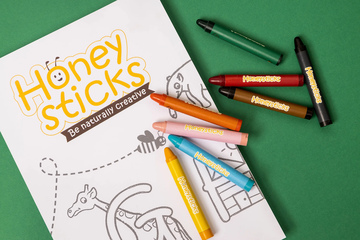 Honeysticks Jumbo Poster + Crayons Activity Set