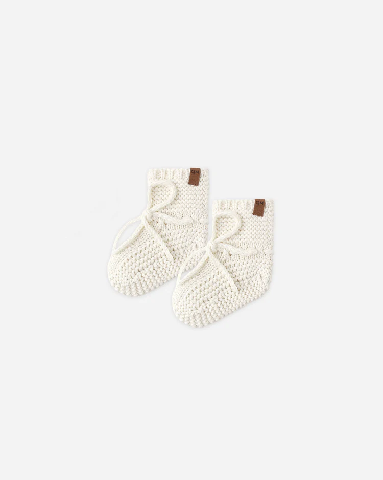 Knit Booties || Natural