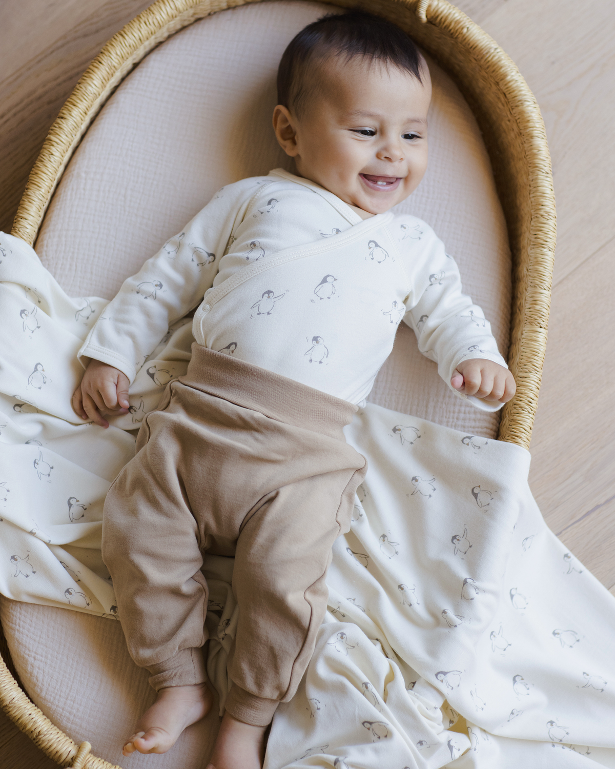 Side Snap Bodysuit + Pants Set || Penguins