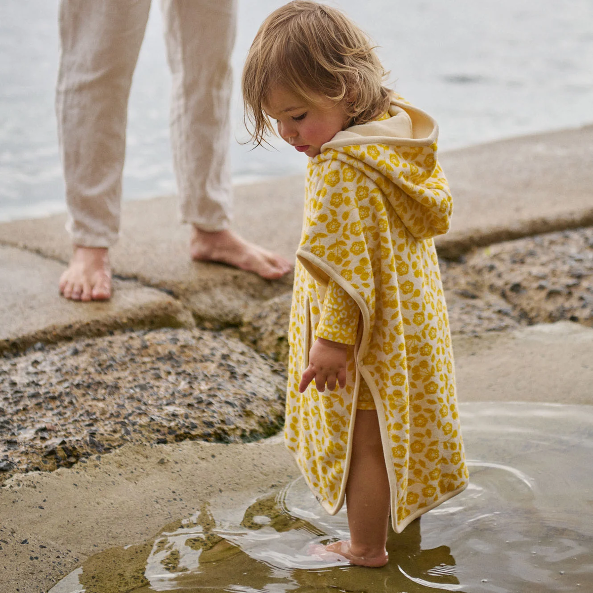 Poncho Towel || Kitchen Garden Freesia Print