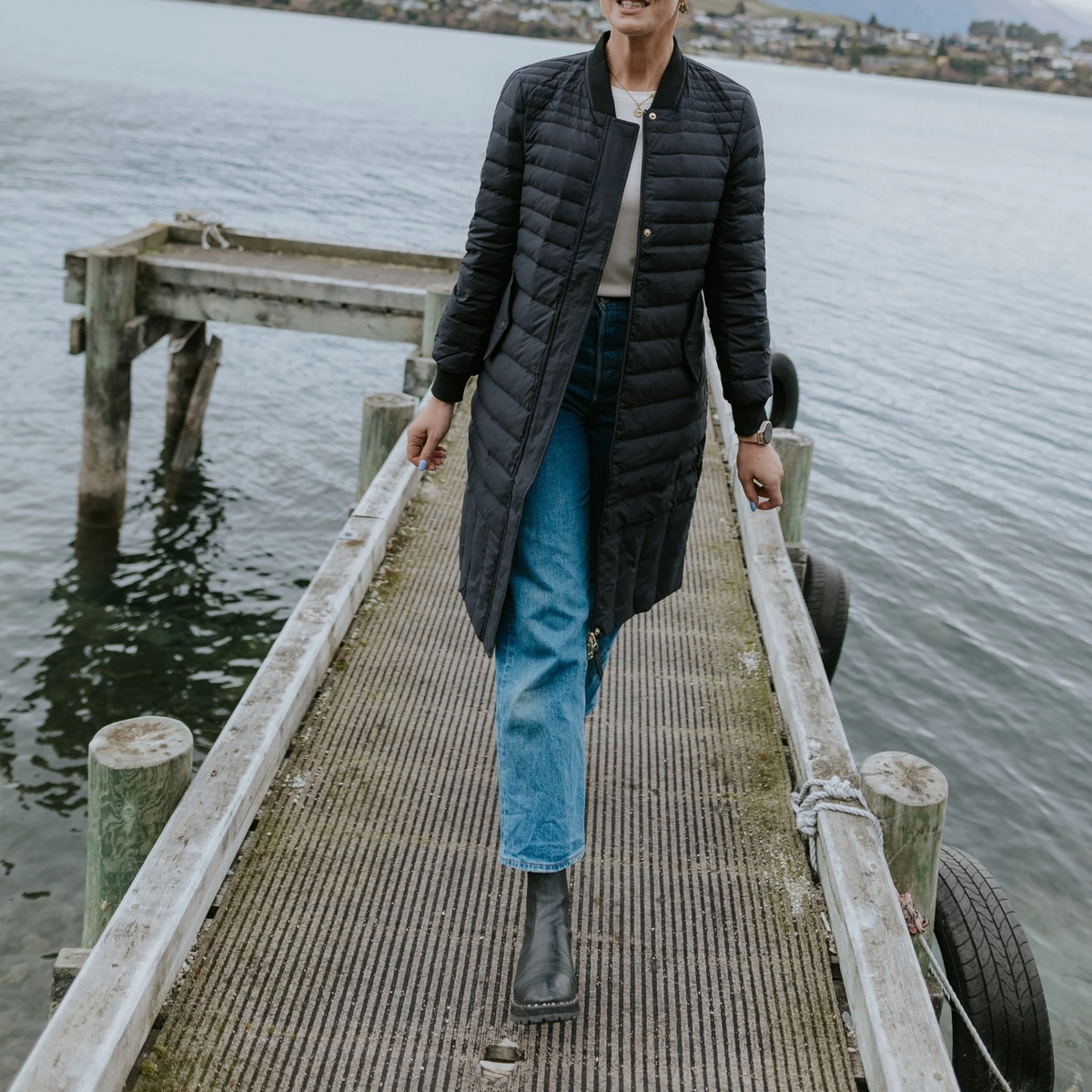 Kaz - Women's 90/10 Down Coat || Black