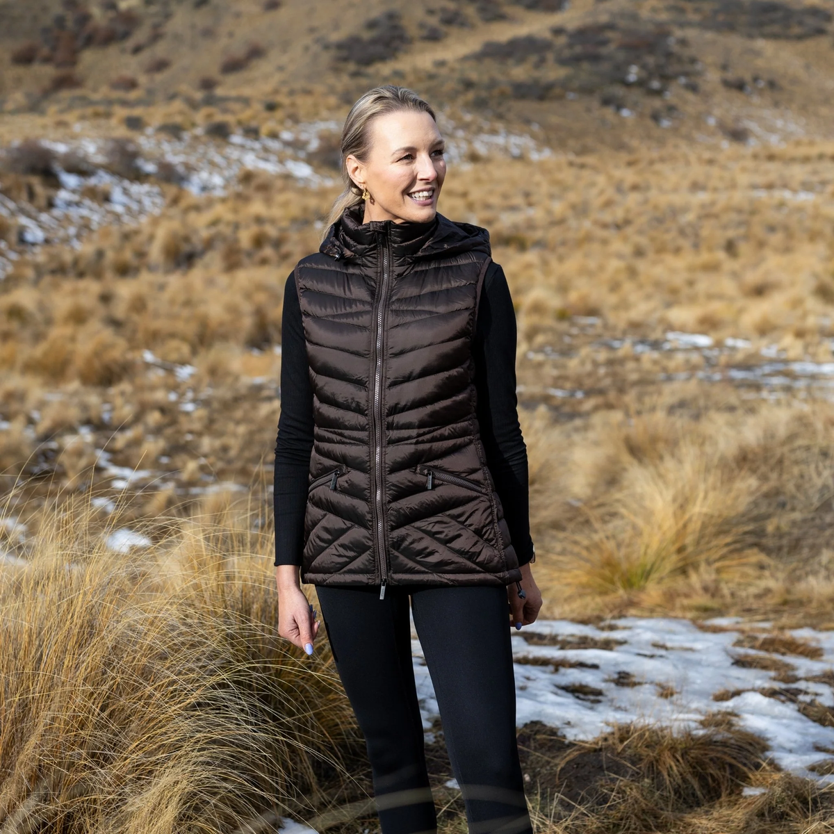 Mary Claire - Women's 90/10 Packable Down Vest || Chocolate