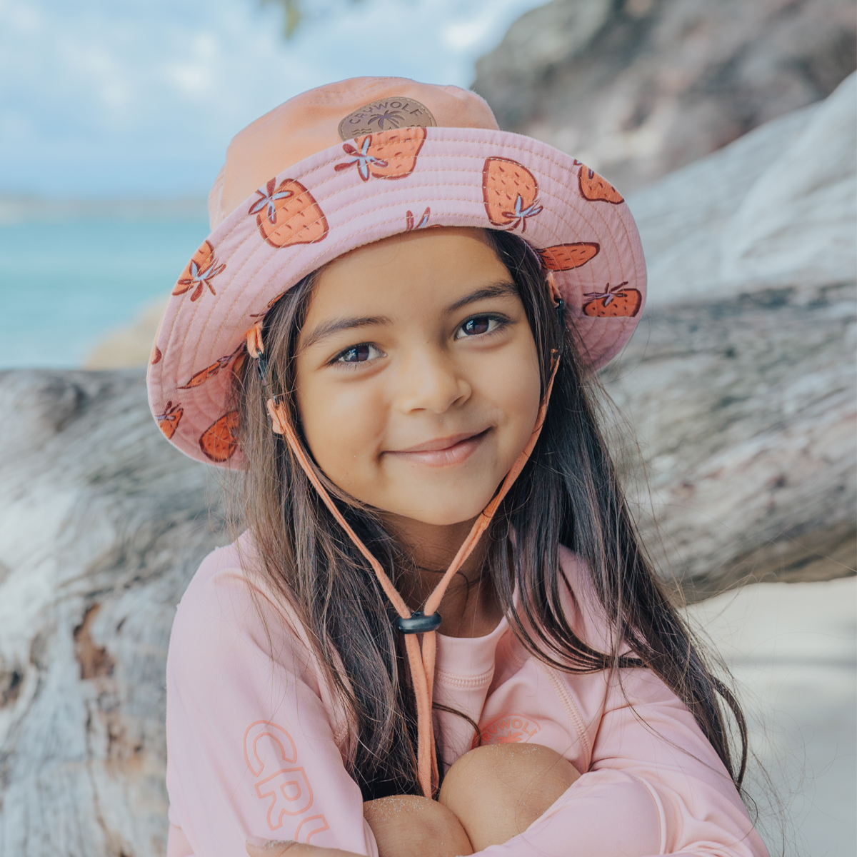 Reversible Bucket Hat || Strawberry Splash