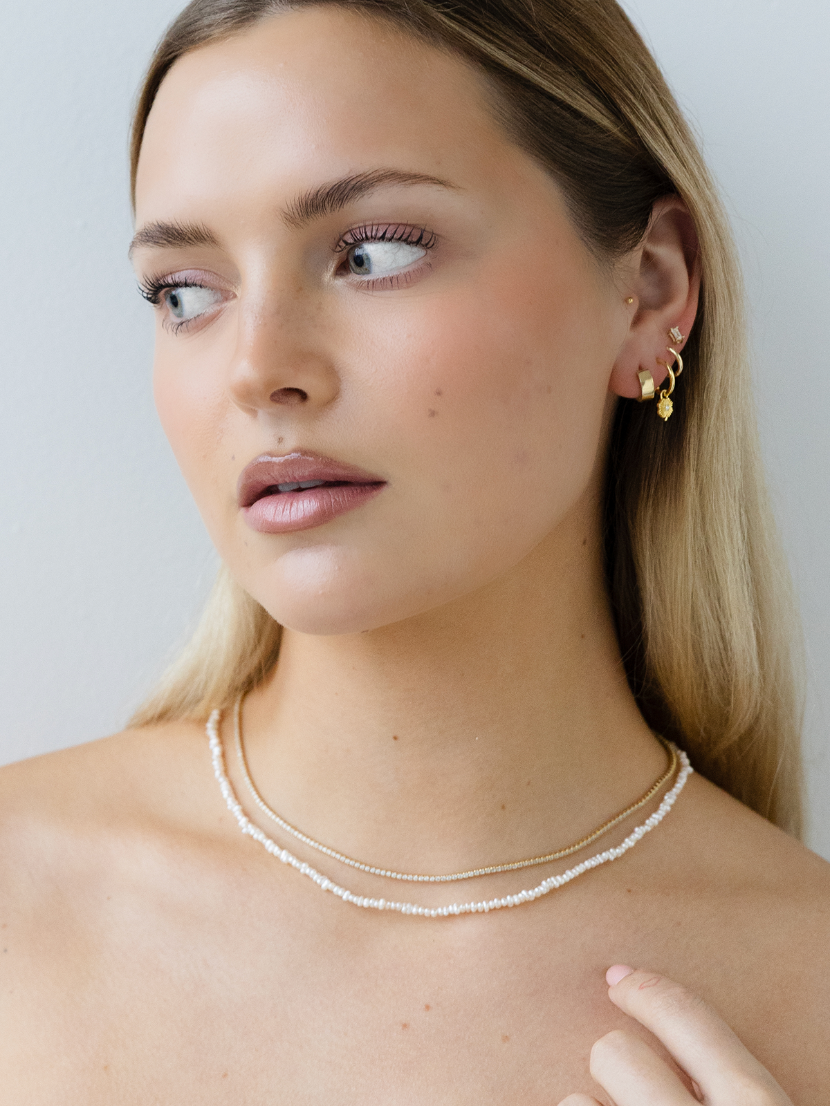 Micro Pearl Necklace