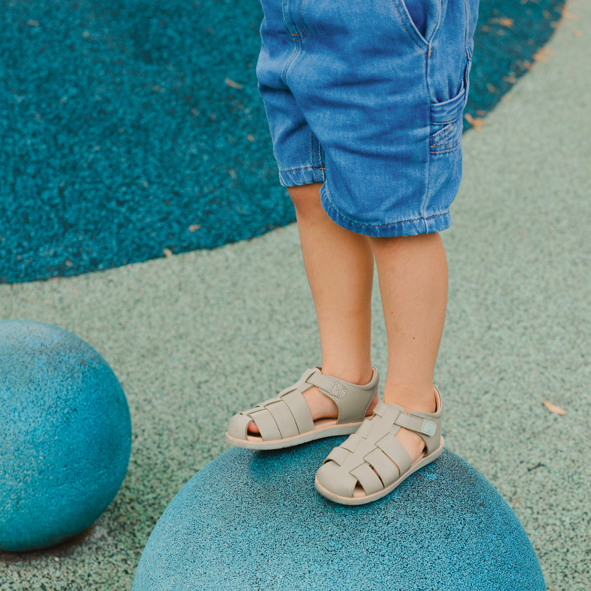 Rocco Sandal || Sage